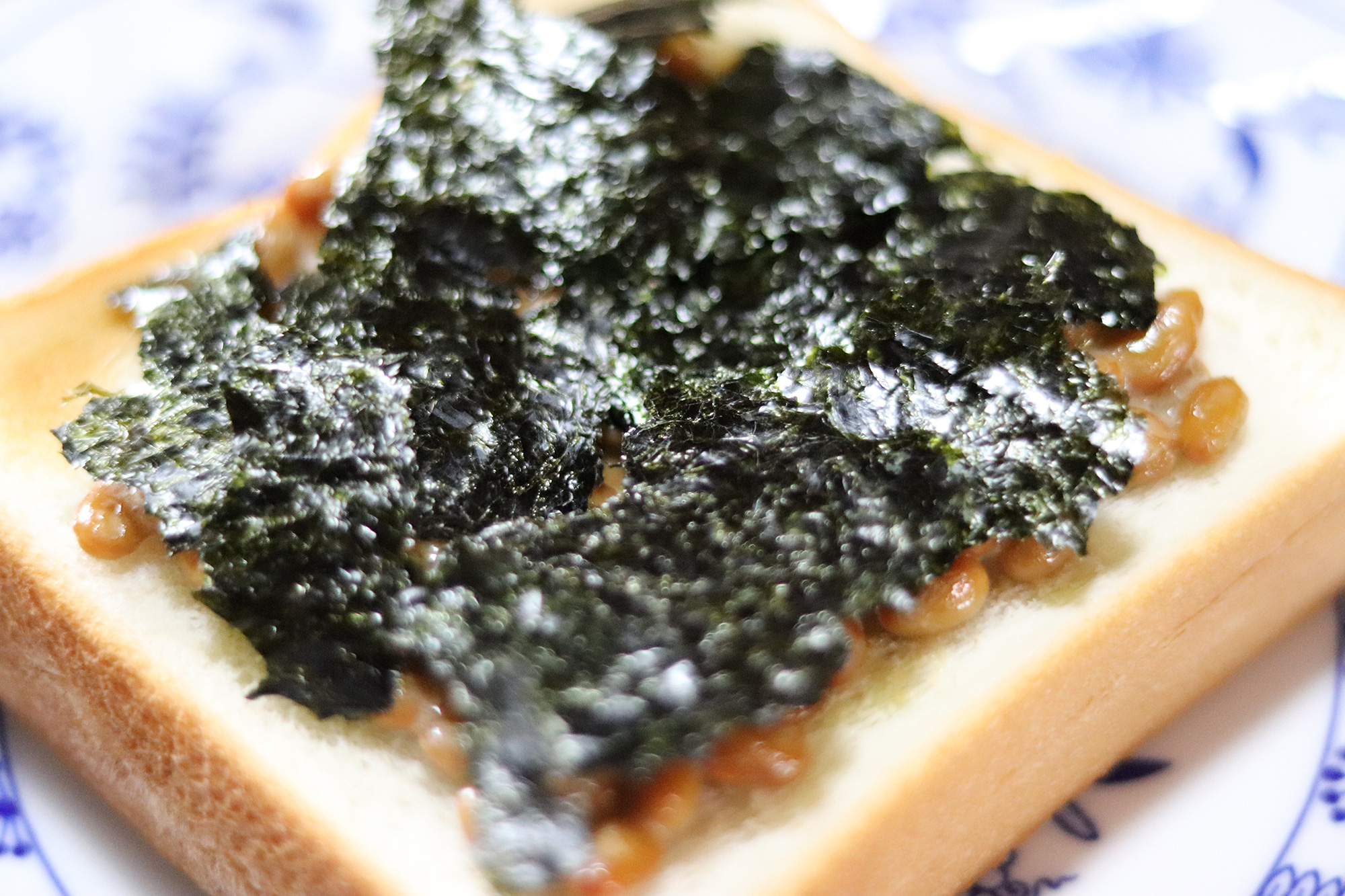 【朝食やおやつに】海苔の香ばし納豆トースト